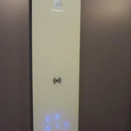 アパート La Trifula Bianca Apts. *